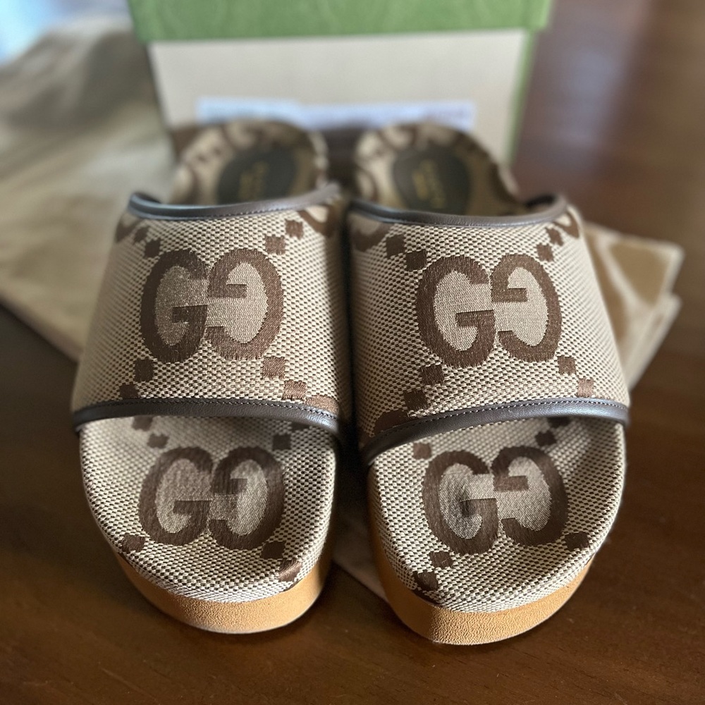 Authentic Womens Gucci Jumbo GG Platform Slides